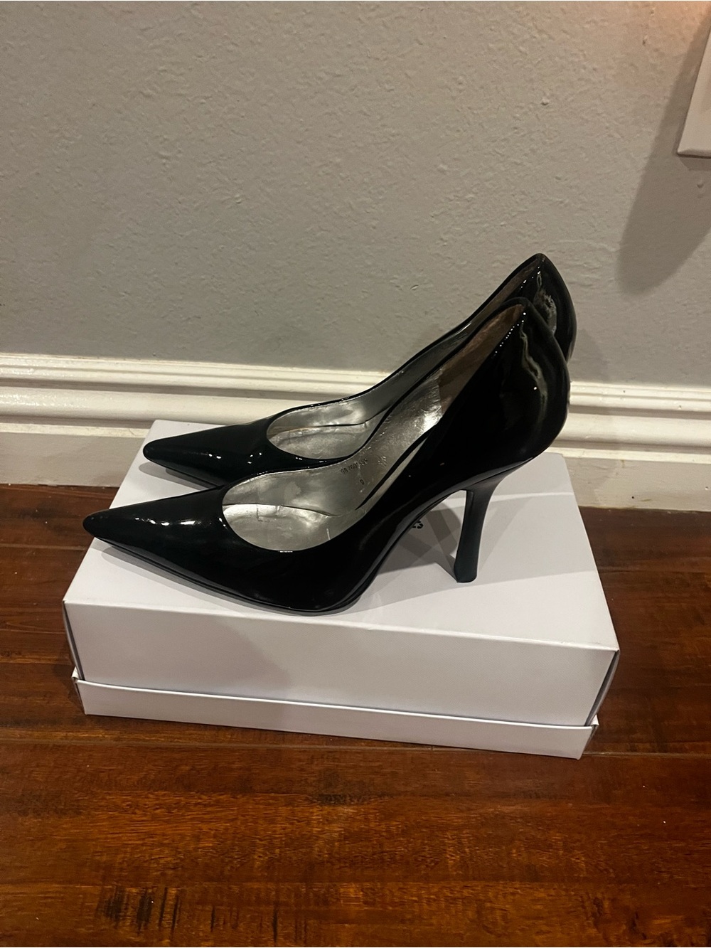 Cathy Jean Black Patent Pointed Pumps